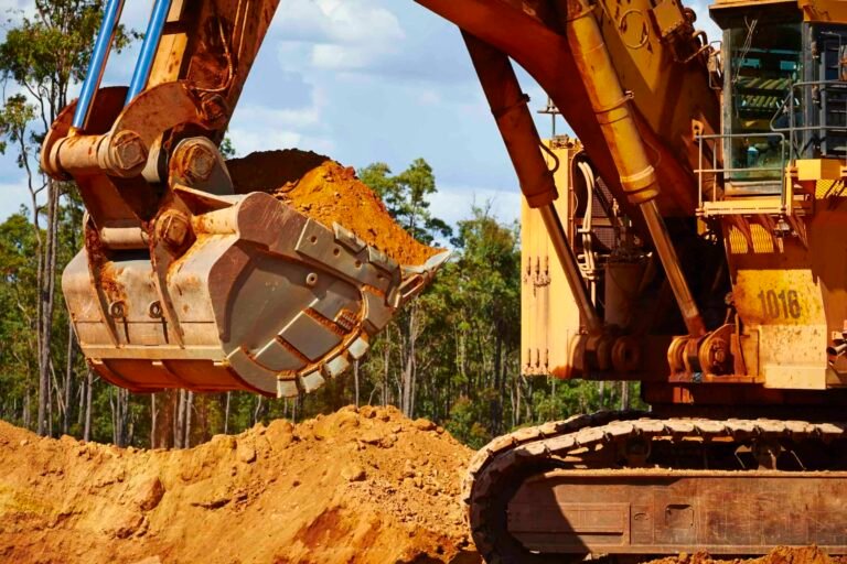 (Image source: Alcoa.) Bauxite mining at Alcoa in WA's southwest region.