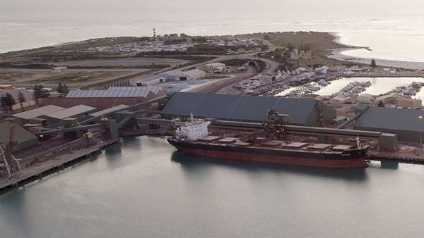 (Image source: Liontown Resources) WA Ports Minister David Michael has approved the port agreement between Liontown Resources and the Mid West Ports Authority.