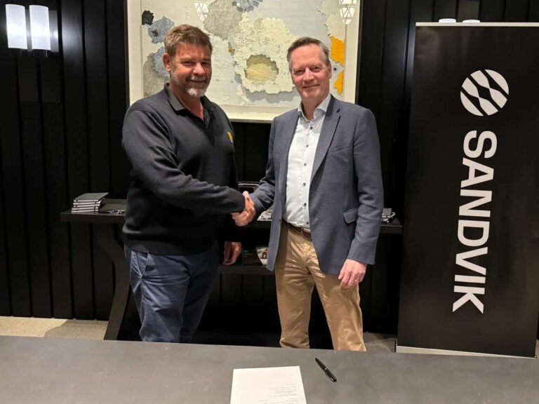 (Image source: Sandvik) Signing of the agreement at The Electric Mine 2024 conference.
