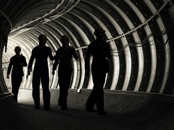 A decision has been taken to start the necessary steps to cease operations at the Mavis Underground.
