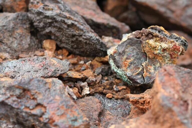 (Image Source: CSIRO) The report was funded by the Federal Critical Minerals Office in the Department of Industry, Science and Resources and will help inform the Australian Critical Minerals Research and Development Hub, a $50.5m initiative which brings together Australia’s leading science agencies — ANSTO, CSIRO and Geoscience Australia.