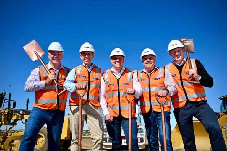 (Image source: Queensland Government) From L-R: Queensland Resources and Critical Minerals Minister Scott Stewart, Queensland Deputy Premier Cameron Dick, Queensland Premier Steven Miles, Member for Thuringowa Aaron Harper and Queensland Energy Minister Mick de Brenni.