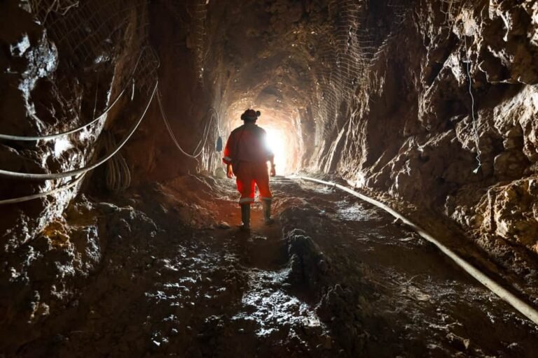 The Hemlo gold mine is located 350km east of Thunder Bay in Ontario, Canada.