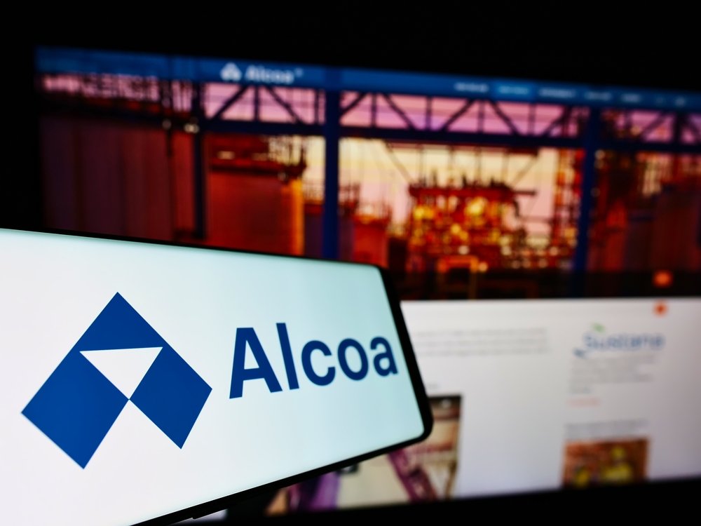 Alcoa says the acquisition of Alumina strengthens its position as one of the world’s largest bauxite and alumina producers and is expected to result in long-term value creation from greater financial and operational flexibility.