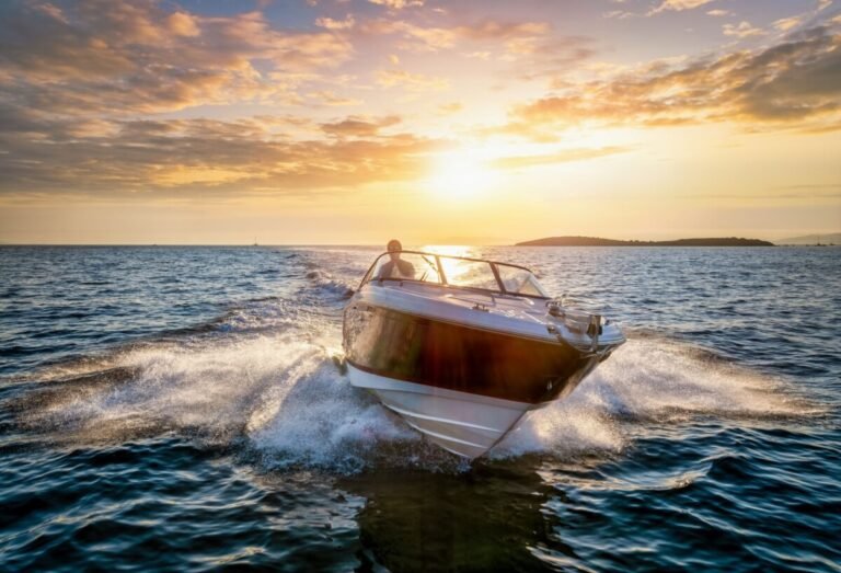 Fortescue Zero’s scalable battery module creates a flexible and easily scalable solution that can be used across the mobility sector, including marine, leisure and automotive applications. Advanced marine propulsion expert, EVOA, is the launch customer and will use the Marine Battery Pack as part of their high-performance marine powertrain.