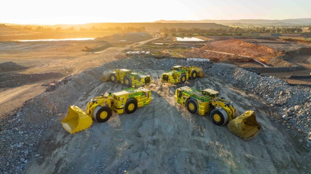 Alkane Resources discovers gold standard with Cat® underground loaders