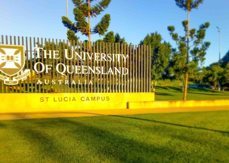 Developed by researchers at The University of Queensland’s Sustainable Minerals Institute (SMI), the JKHFmini builds on coarse particle flotation technology where a fluidised bed is used to recover coarse particles during flotation.