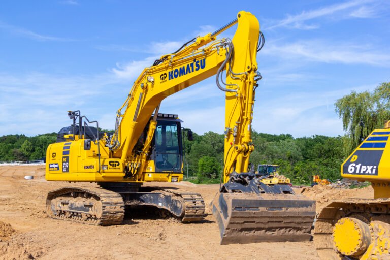 Komatsu Australia travels to Papua New Guinea