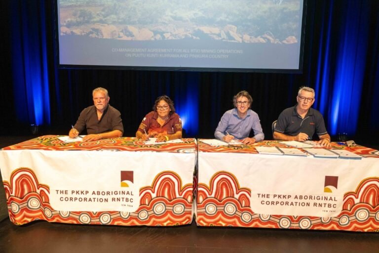 Rio signs historic co-management agreement
