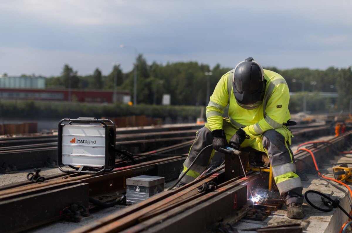 Sustainable power solutions with APS