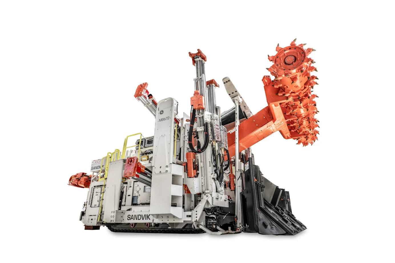 (Image source: Sandvik) This upgrade builds on a long-established innovative sump frame mechanism that integrates cutting and bolting to enable simultaneous material cutting and ground support installation.