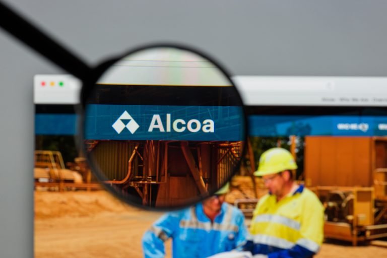 Alcoa modernises approvals with Federal Government