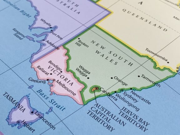 Opal mining will continue at White Cliffs after a Commonwealth determination cleared the way for mineral claims in the town’s main mining field to be granted and renewed.