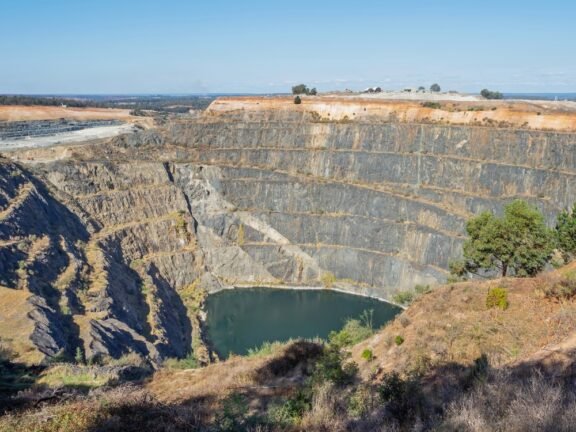 Talison Lithium owns and operates Greenbushes. Talison is 51% owned by TLEA, a Tianqi-IGO joint venture, and 49% owned by Albemarle.